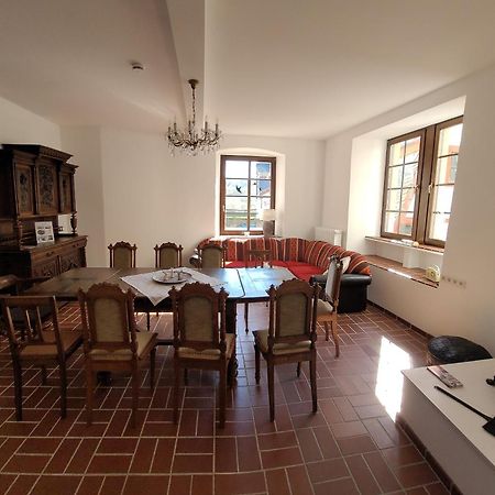 Alter Posthof Лізер Номер фото